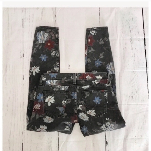 Current Elliott The‎ StilettoWildflower Jeans - Picture 5 of 6